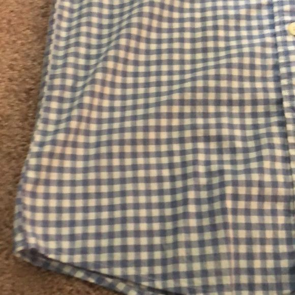 Carhartt- blue and white plaid button down short sleeve- small - Picture 5 of 8
